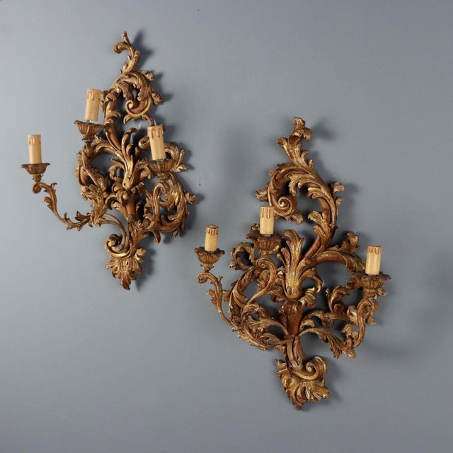 Italian Wall Lamps in Lacquered Gilded Wood, Set of 2 For Sale - Image 3 of 8