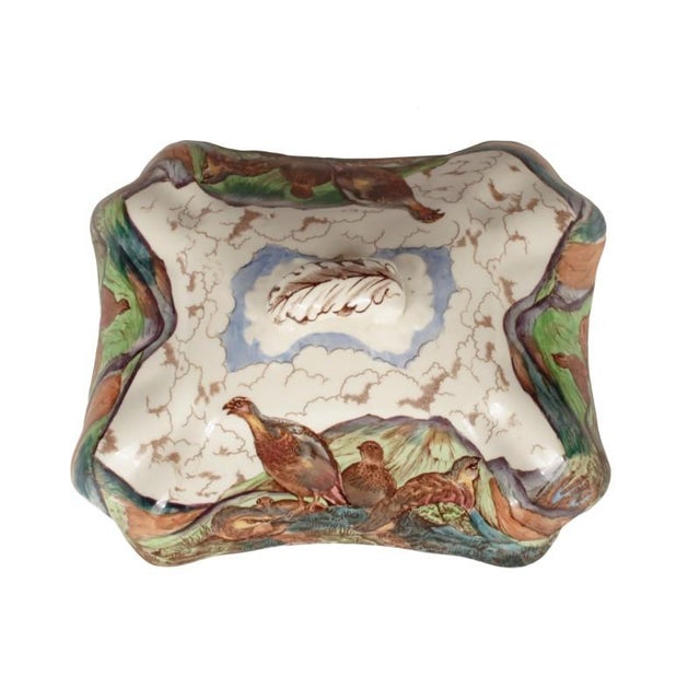 Tureen Mason's Patent Irostone Bowl, England mid 1900s. Perfect condition, uniquely shaped shaped and decorated with birds...