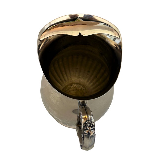 French Silver-Plated Water Pitcher with Bird-Shaped Ice Guard and Floral Handle, 1930 For Sale - Image 4 of 8