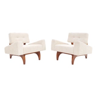 Italian Walnut Armchairs with White Bouclé Upholstery, 1980s, Set of 2 For Sale