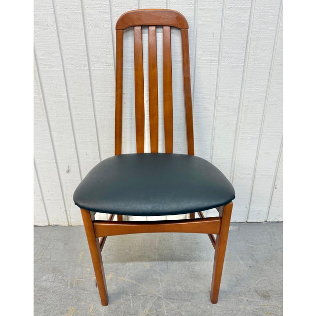 Mid-Century Modern Vintage Danish Modern Eva Style Teak Dining Chairs - Set of 8 For Sale - Image 3 of 7