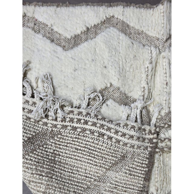 Small Beni Ourain Wool Rug - 5.1 X 3.4 Ft For Sale In Cleveland - Image 6 of 6