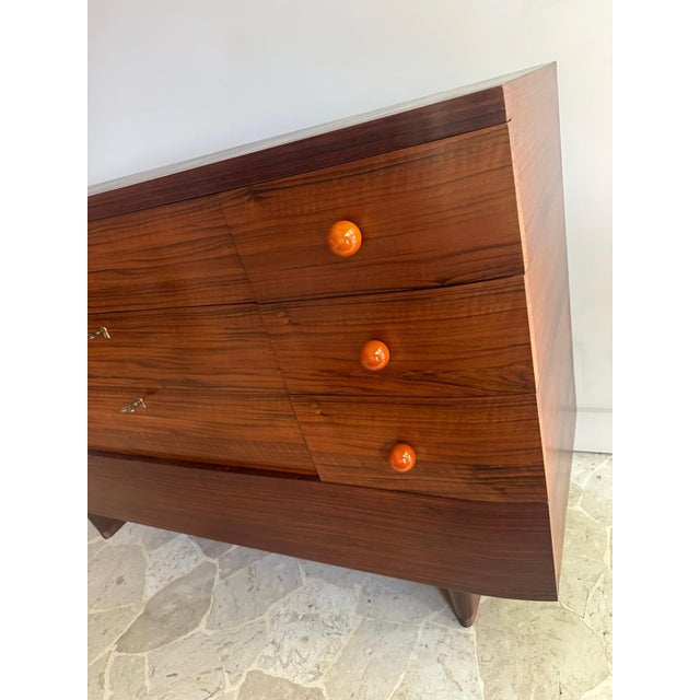 Wood Art Deco Chest of Drawers in Walnut with Bakelite Knobs, Italy, 1930s For Sale - Image 7 of 14