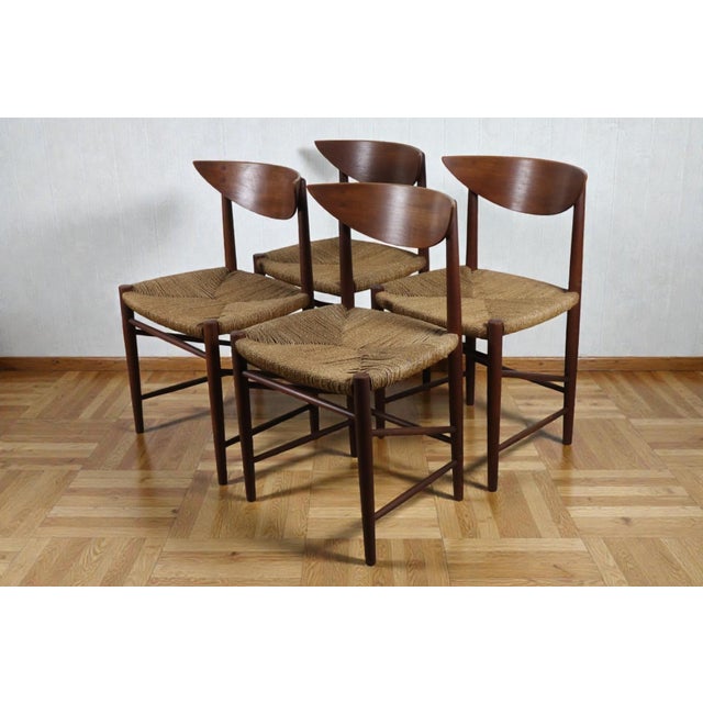 A beautiful set of four Scandinavian chairs designed by the Danish designer Peter Hvidt, a major figure in 20th-century...