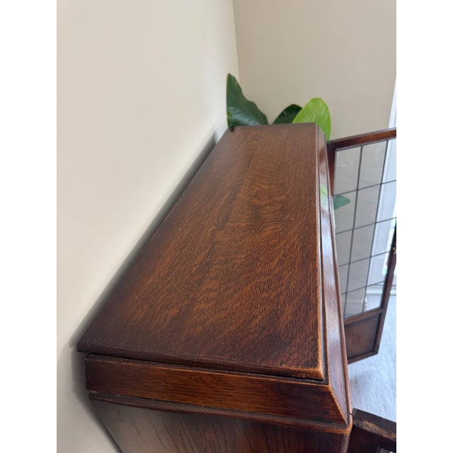 Mid-Century Modern Vintage Wooden Display Cabinet For Sale - Image 3 of 13