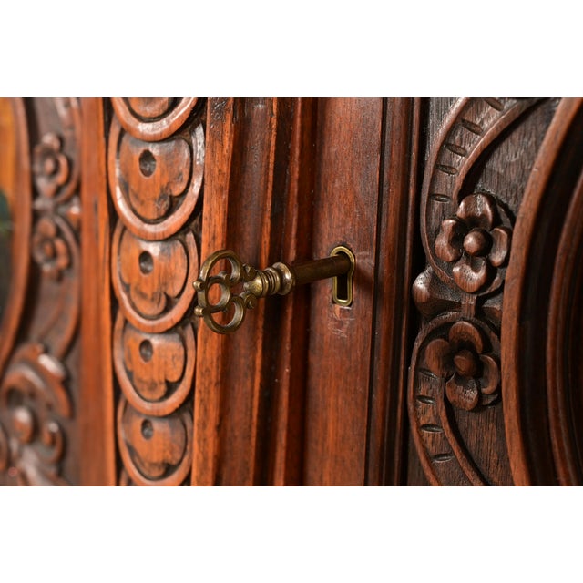Antique French Renaissance Revival Ornate Carved Walnut Bar Cabinet, Circa 1890s For Sale In South Bend - Image 6 of 15