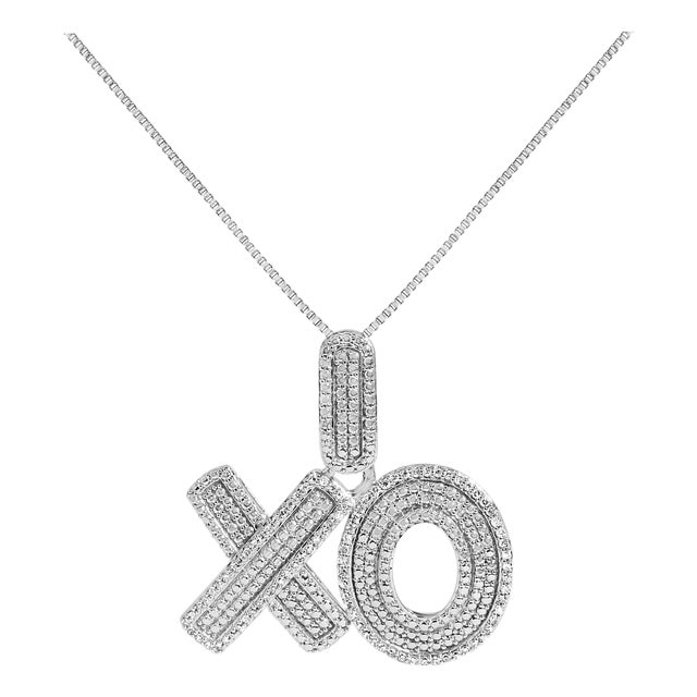 Sterling Silver 1/4 Cttw Diamond Pavé XO Pendant Necklace For Sale