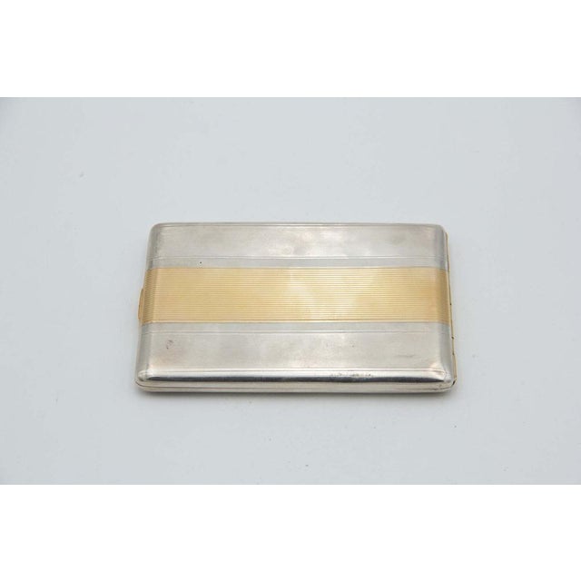 Rectangular Silver Cigarette Case with Patterns, in Good conditions. Designed 1920 to 1949