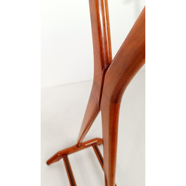 20th Century Italian Wood Sculptural Valet by Fratelli Reguitti, 1960s For Sale - Image 9 of 18