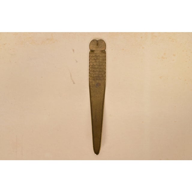 1920s Roycroft Arts & Crafts Hammered Brass Over Copper Letter Opener, Circa 1920s For Sale - Image 5 of 9