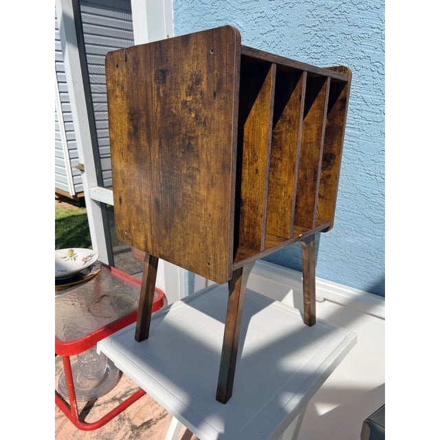 Record Player table top Stand with Vinyl Record Storage underneath. The Table top measures 13.5” x 15.5” . Great size for...