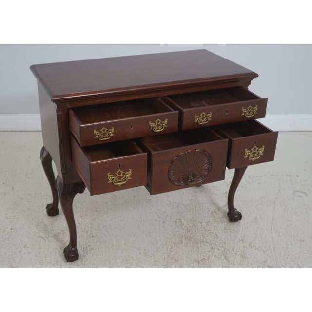 Chippendale Biggs Mahogany Chippendale Style Carved Lowboy For Sale - Image 3 of 18