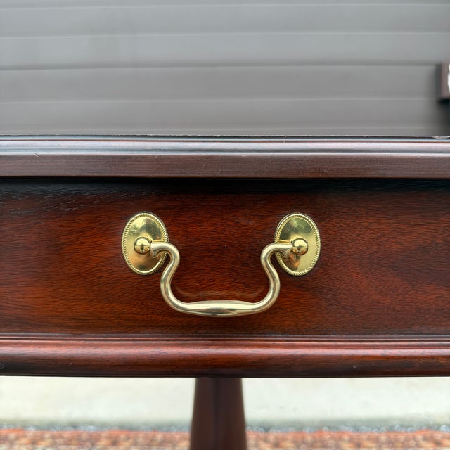 1990s 1990s Henkel Harris Queen Anne Solid Mahogany Octagonal Jefferson Table #5400 For Sale - Image 5 of 15