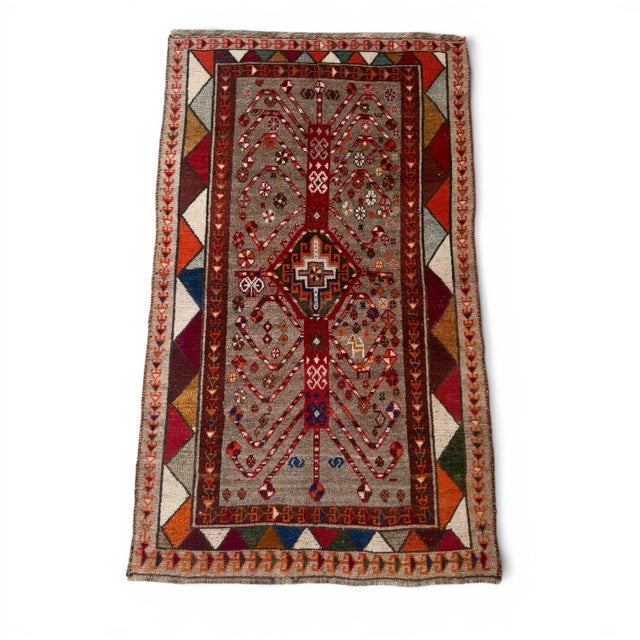 1920s Antique Qashqai Rug | Geometric Medallions and Bold Tribal Border | 4x7 For Sale - Image 5 of 6