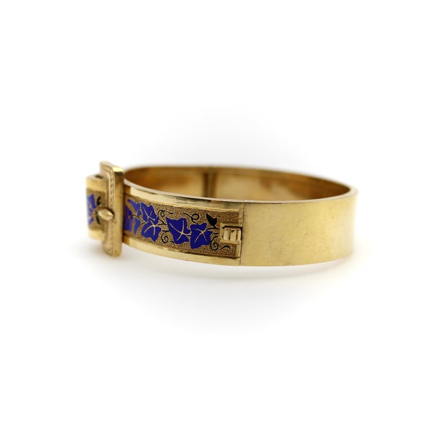 Late 19th Century Late 19th Century 14k Gold Victorian Enameled Blue Ivy Buckle Bracelet For Sale - Image 5 of 11