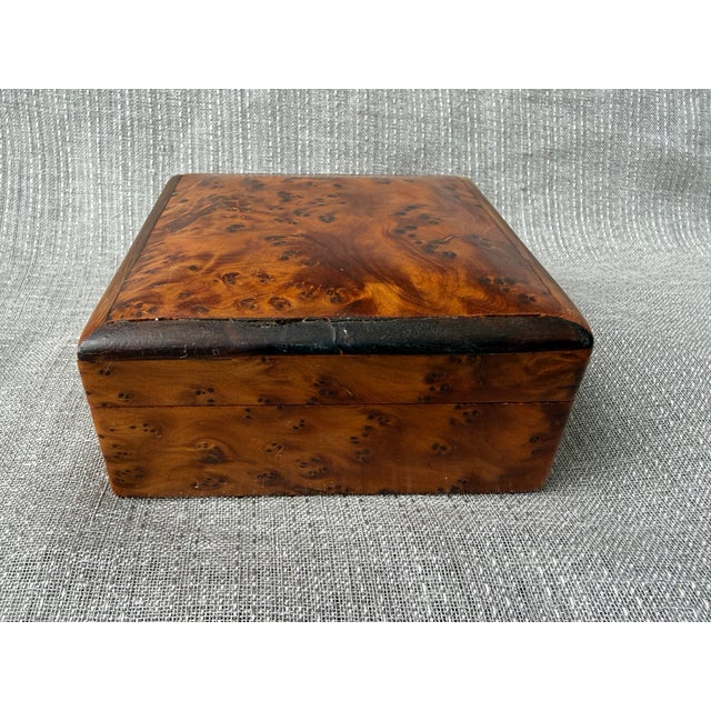 Small Antique Burl Hinged Box For Sale - Image 4 of 16