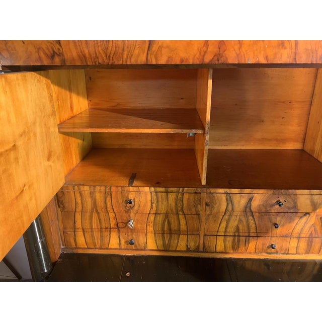 Biedermeier Secretary in Walnut with Columns, 1830 For Sale - Image 14 of 18