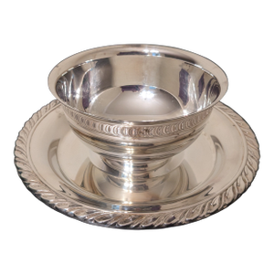 Vintage Oneida 7.5" Silverplate Gravy Boat / Sauce Bowl W/ Attached Underplate | Braided Edge Design
