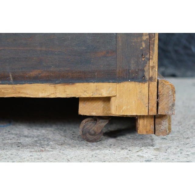 Antique American Victorian Quartersawn Oak 2 Drawer Console Cabinet Cupboard 31" For Sale - Image 16 of 17