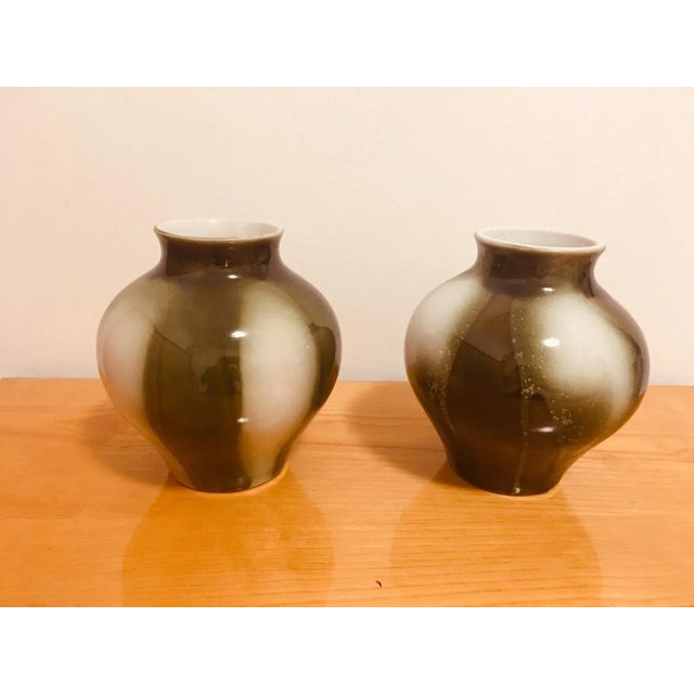 Ivory Czech Ceramic Vases from Ditmar Urbach, 1975, Set of 2 For Sale - Image 8 of 9