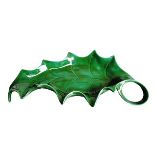Late 20th Century Ceramic Christmas Holly Hors D' Oeuvres Dish For Sale