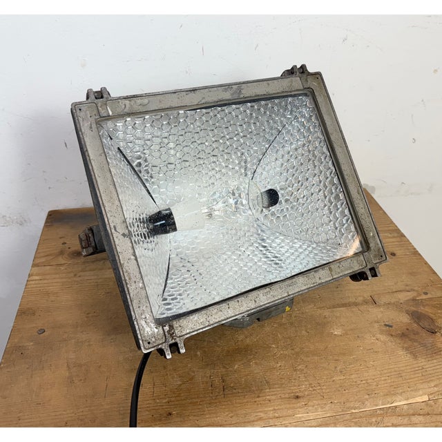Vintage Grey Theater Spotlight with Glass Cover from Elektrosvit, 1980s For Sale - Image 15 of 18