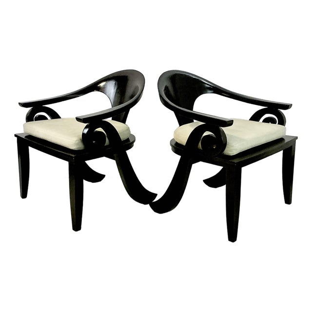 1980s Vintage Chinoiserie Asian Modern Dark Stained Teak Hand Carved Spoon Side Chairs - A Pair. For Sale