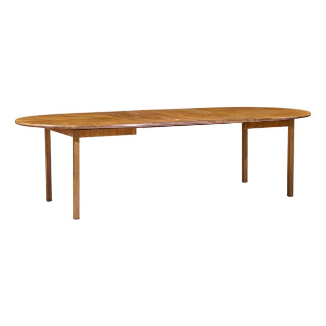 Jack Cartwright for Founders Style Mid Century Oak Expanding Dining Table With 2 Leaves For Sale