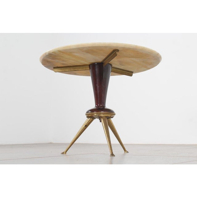 Mid-Century Modern Marble with Wood and Brass Round Coffee Table by Osvaldo Borsani, 1950s For Sale - Image 10 of 13