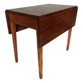 18th Century Virginia Tidewater Walnut and Yellow Pine Drop Leaf Table For Sale