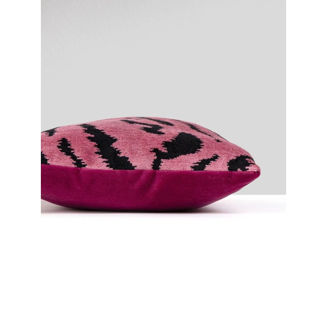 This listing is for a single pillow. The background pillow is to showcase the fabric on the back side. Amp up your space...