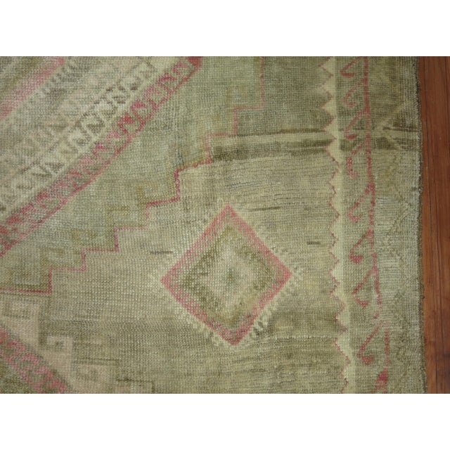 Zabihi Collection Turkish Geometric Room Rug For Sale In New York - Image 6 of 9