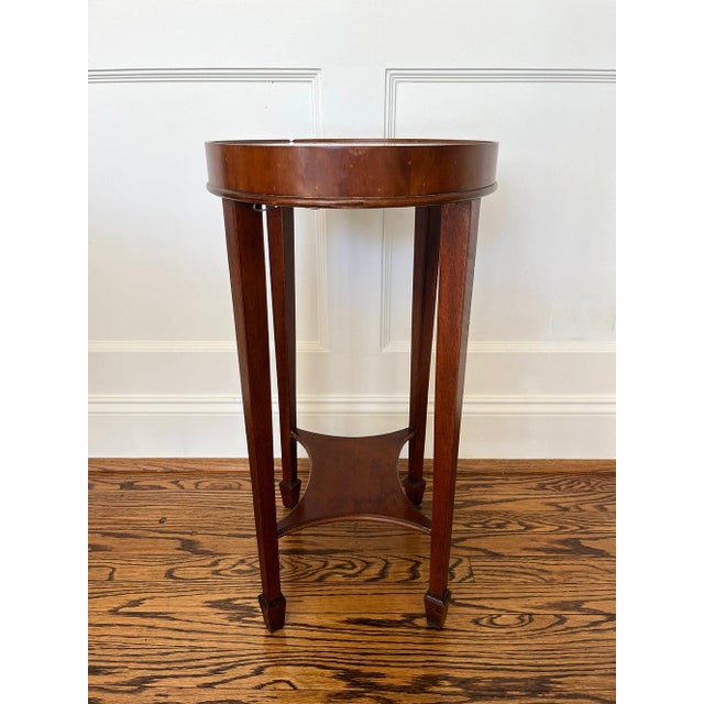 Mid 20th Century Flame Mahogany Drinks Table For Sale - Image 4 of 7