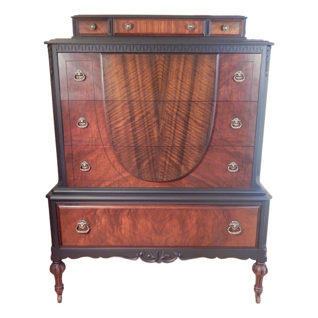 Early 20th Century Walnut Highboy For Sale