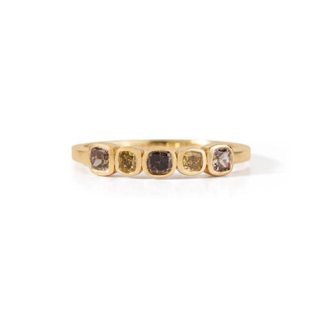 VR Jewels 14k Gold Cushion Multi-Color Natural Diamond Five-Stone Band Ring Size 5 For Sale - Image 4 of 18