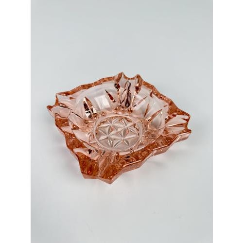 Vintage French Peach-Pink Diamond-Cut Glass Ashtray, 1950s For Sale - Image 12 of 18