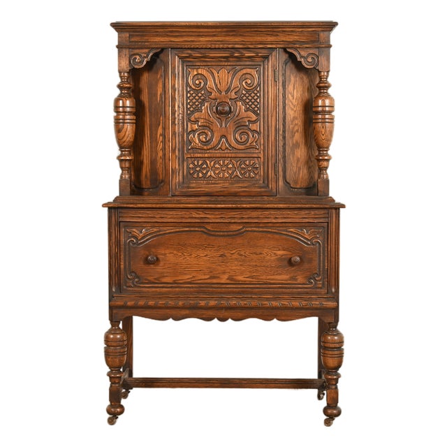 Bernhardt Furniture Antique English Jacobean Carved Oak Bar Cabinet, Circa 1930s For Sale
