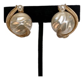 Example of Kramer Earrings