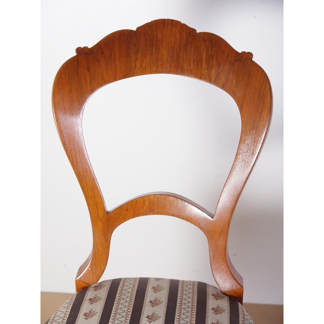 Late Biedermeier Chairs in Walnut, 1880s, Set of 2 For Sale - Image 10 of 18
