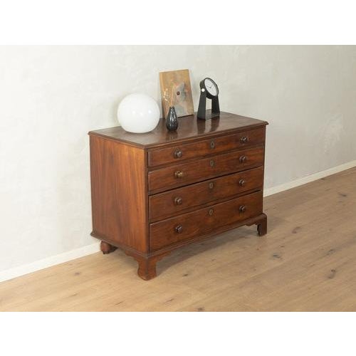 Victorian Linen Press Chest of Drawers, circa 1840 Good workmanship High-quality materials Solid wood drawers Made in...