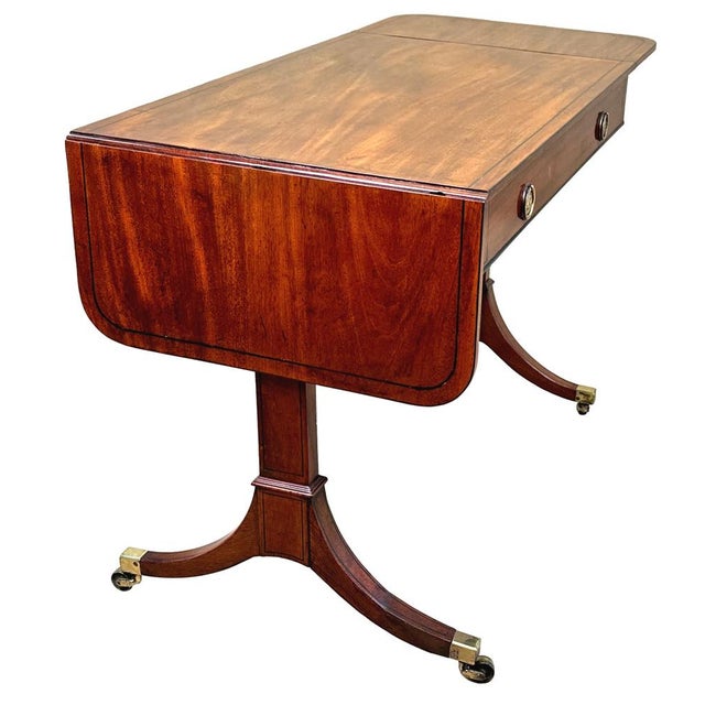 Wood Small Georgian Side Table in Mahogany, 1800 For Sale - Image 7 of 11