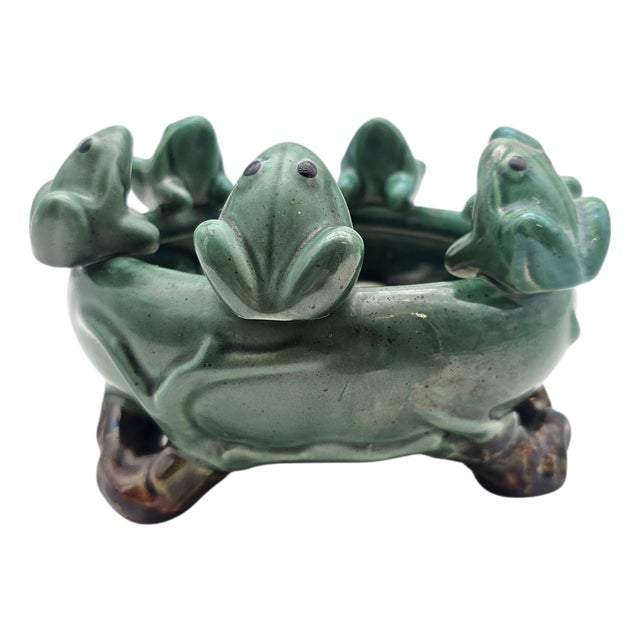 Vintage Majolica-Style Frog Lily Pad Planter Bowl, 7" Diameter For Sale