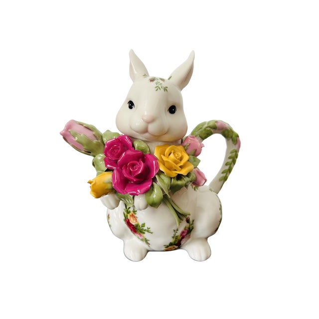 Ivory Vintage Royal Doulton for Royal Albert Old Country Roses Bunny Teapot – Fine Bone China Rabbit Teapot For Sale - Image 8 of 13