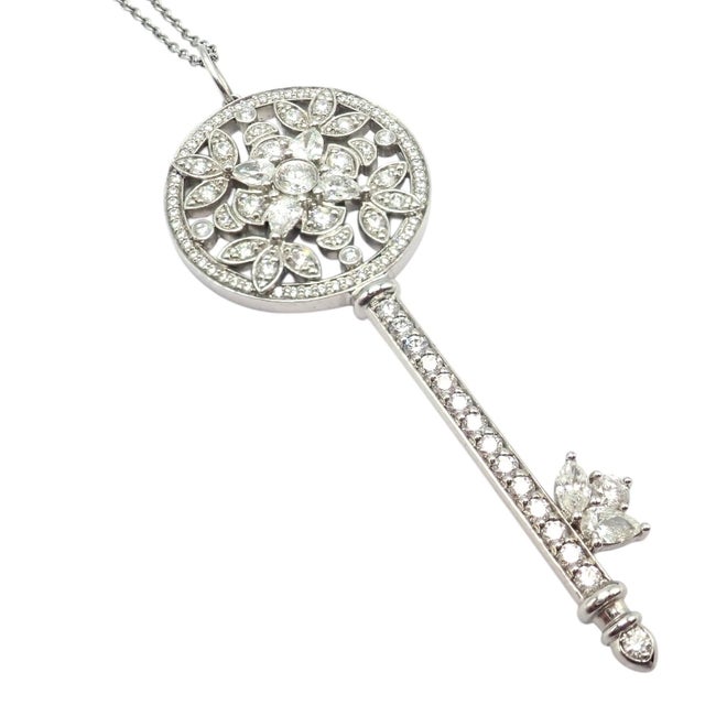Contemporary Tiffany & Co Platinum Large Victoria Vine Key Pendant Necklace For Sale - Image 3 of 14