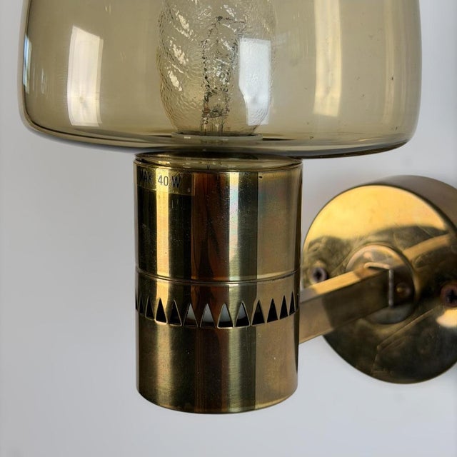 Model V-220 Sconces in Amber Glass and Brass by Hans-Agne Jakobsson, 1960s, Set of 2 For Sale - Image 15 of 18