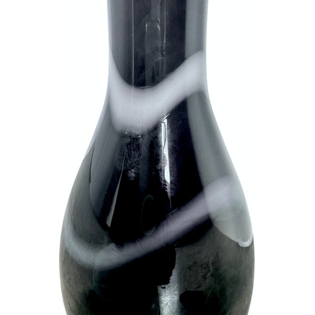 1970s 1970s Polish Art Glass: Monochrome Ribbon Vase For Sale - Image 5 of 10