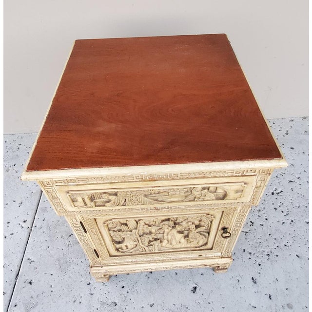 Chinese 1920s Antique Chinese Wooden Bedside Cabinet With Carved Chinese Scenery For Sale - Image 3 of 12