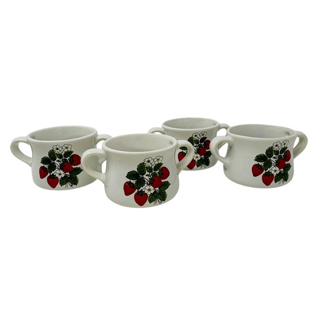 French Country 1970s Nelson McCoy Strawberry Country Soup Bowls - Set of 4 For Sale - Image 3 of 13