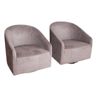 Pair of Minotti "Portofino" Swivel Lounge Chairs, 2010s For Sale