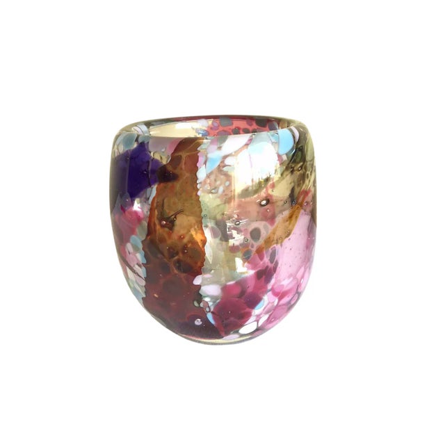 Signed Vintage 1988 John Gerletti Colorful Hand Blown Abstract Art Glass Vase For Sale - Image 10 of 10